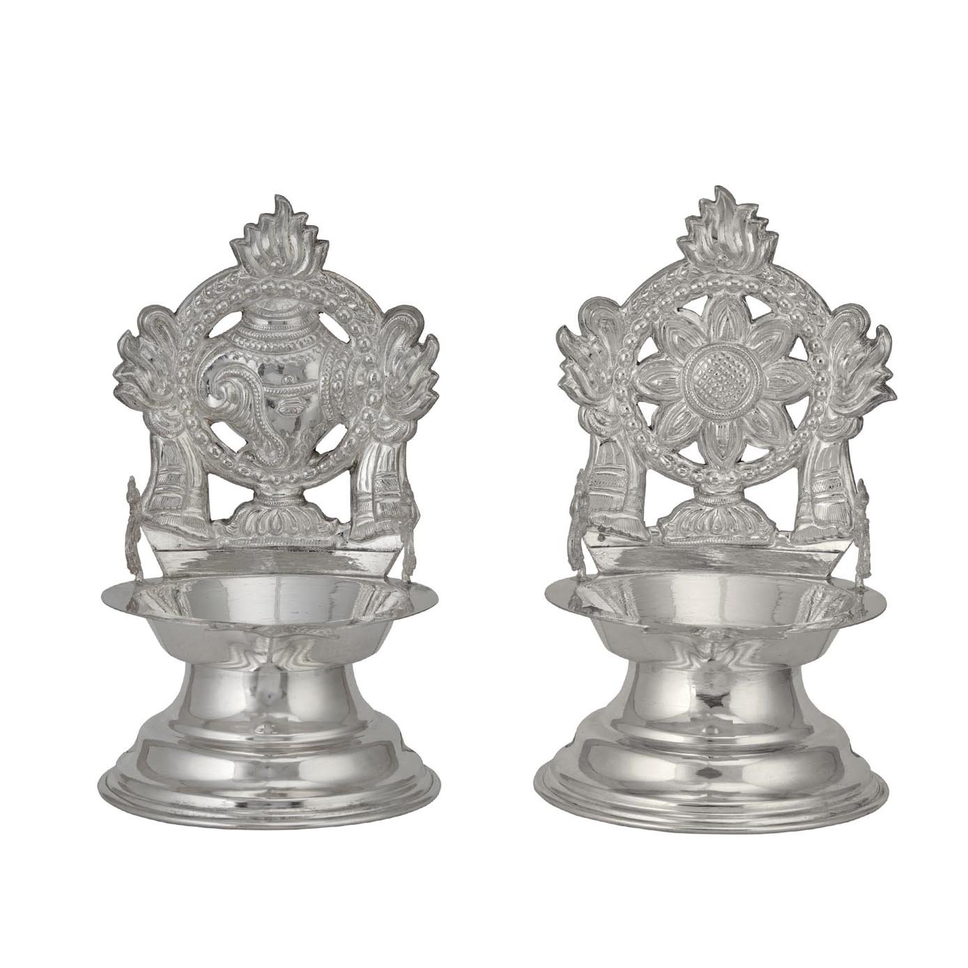 Sangu CHakaram Vilaku